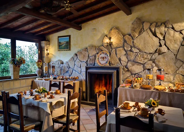 Valle Del MartaAlbergo